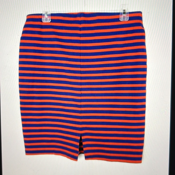 Old Navy Skirt XL - Picture 2 of 4